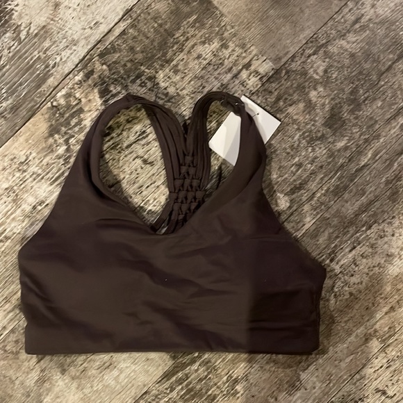 Aerie OFFLINE Real Me Stretch Macrame Sports Bra size medium - Picture 8 of 10